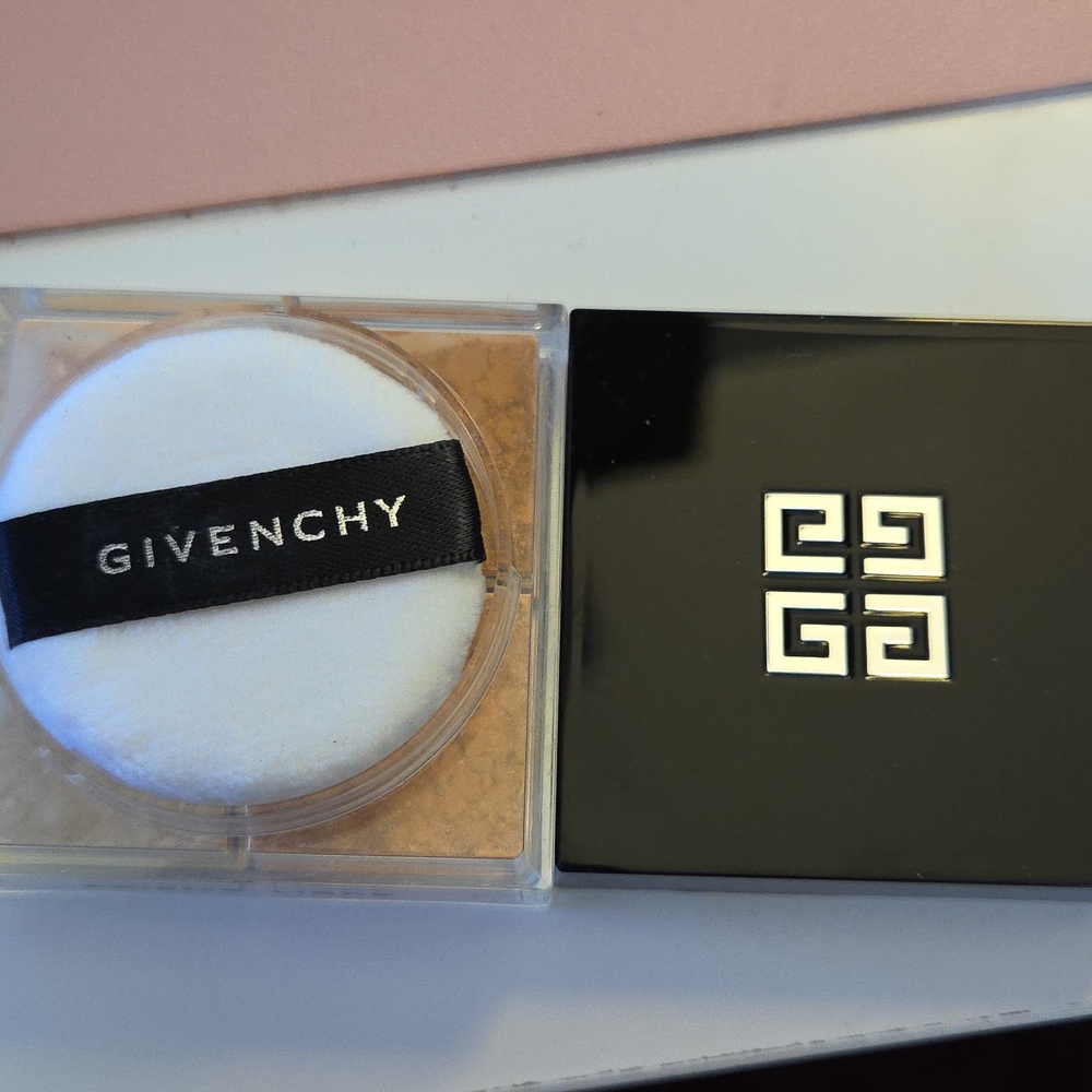 Givenchy Prisme Libre Setting And Finishing Loose Powder N°05 - POPELINE MIMOSA - Picture 2 of 5